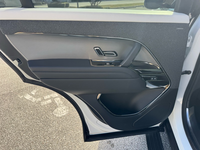 Land Rover Range Rover Sport P400 Dynamic 2024