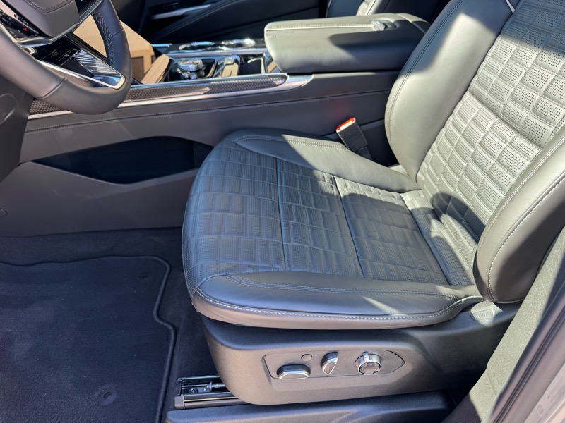 Cadillac Escalade V 4WD 2025