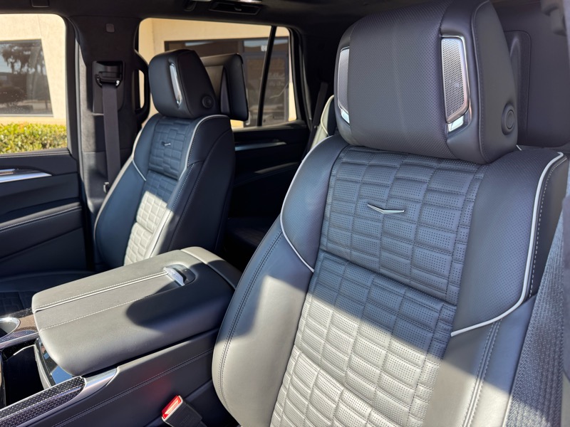 Cadillac Escalade V 4WD 2025