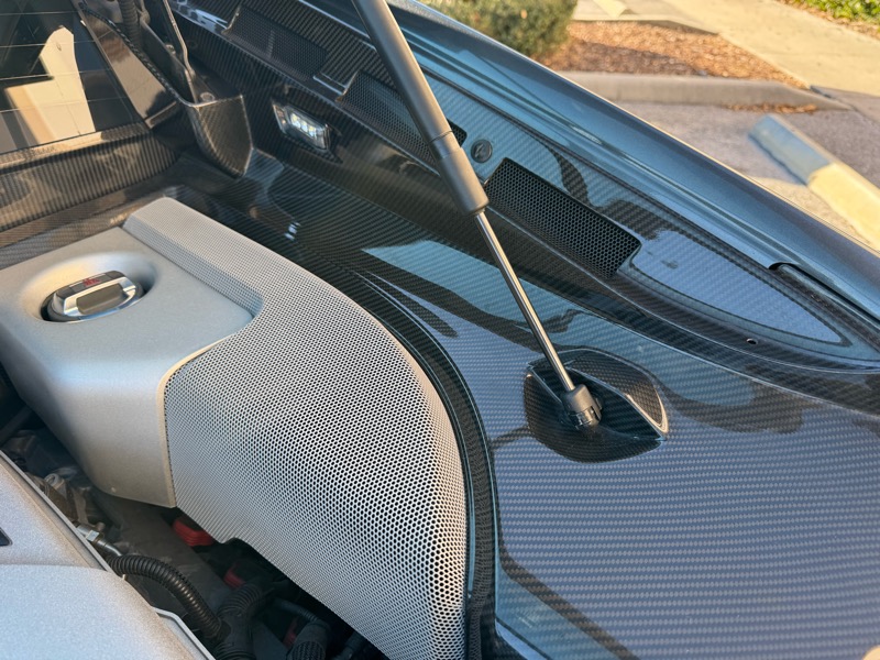 Audi R8 5.2 Coupe quattro Auto R tronic 2012