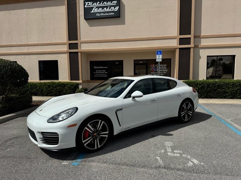 Porsche Panamera GTS 2015