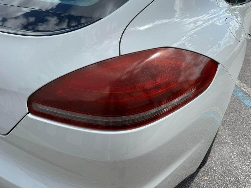 Porsche Panamera GTS 2015