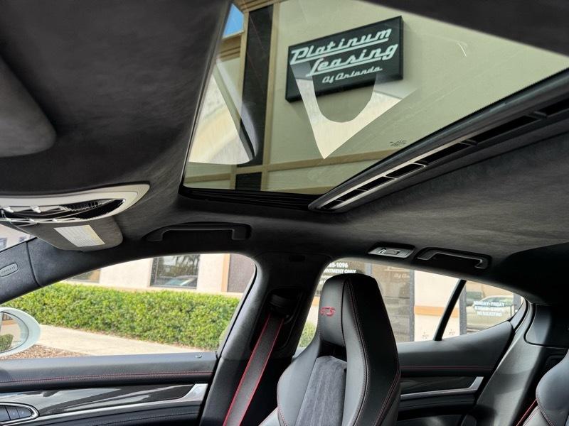 Porsche Panamera GTS 2015