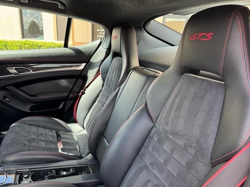 Porsche Panamera GTS 2015