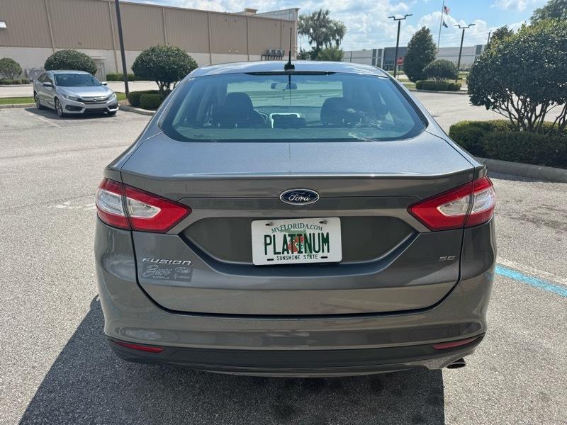 Ford Fusion SE 2014