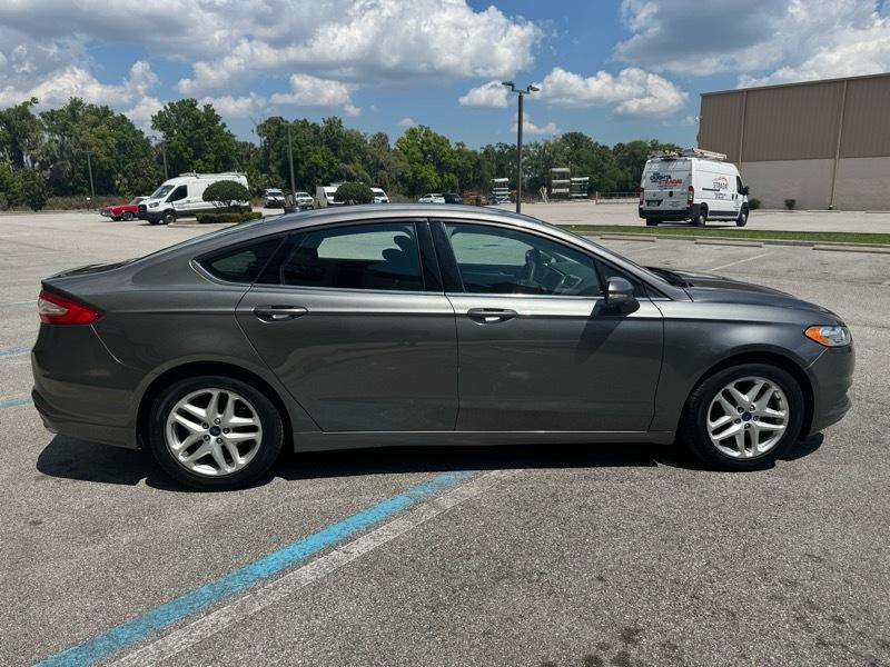Ford Fusion SE 2014
