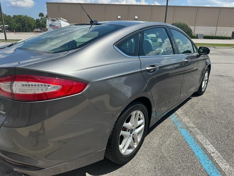 Ford Fusion SE 2014