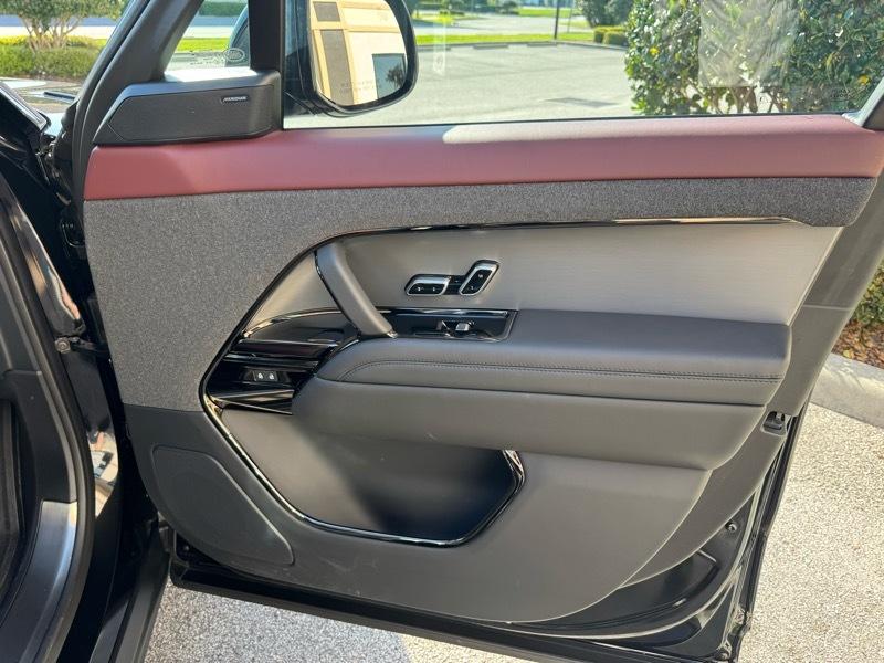 Land Rover Range Rover Sport P400 Dynamic 2024