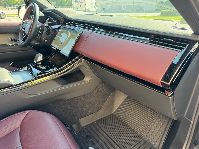 Land Rover Range Rover Sport P400 Dynamic 2024