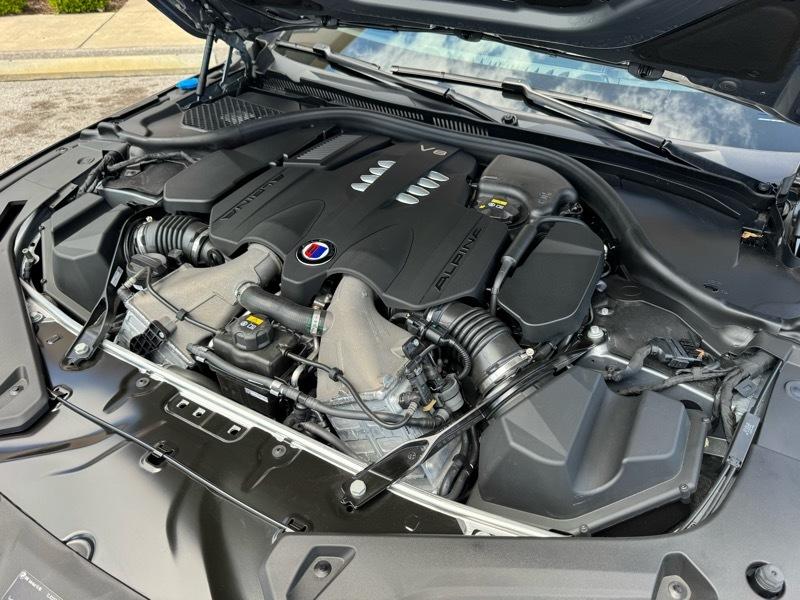 BMW Alpina B8 Gran Coupe Base 2023