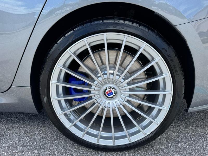 BMW Alpina B8 Gran Coupe Base 2023