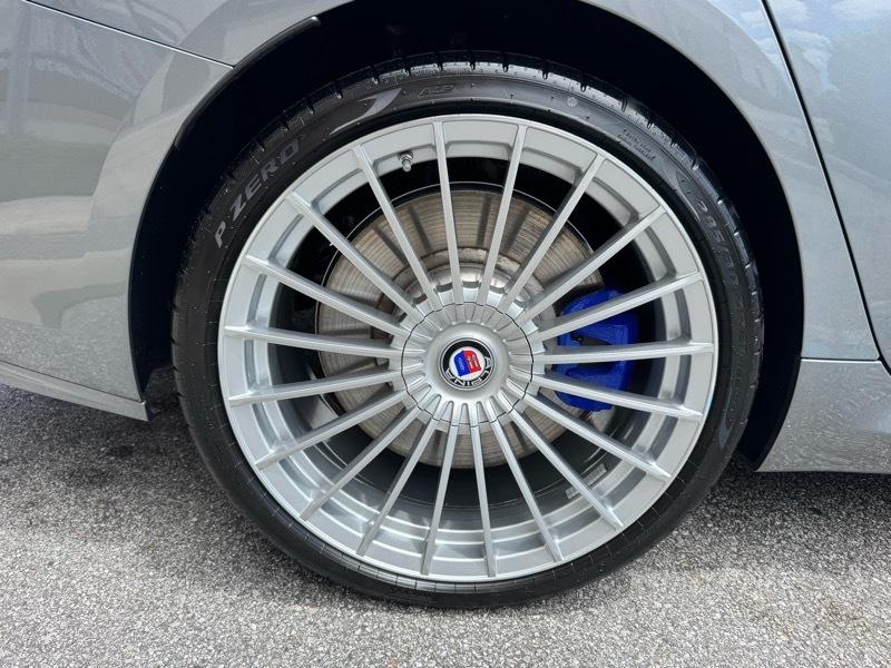 BMW Alpina B8 Gran Coupe Base 2023