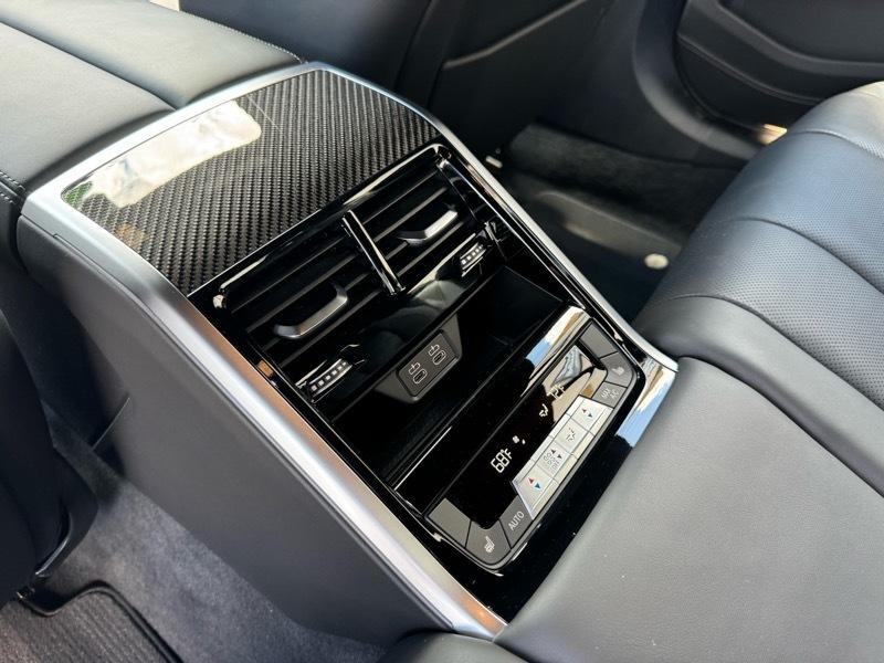 BMW Alpina B8 Gran Coupe Base 2023