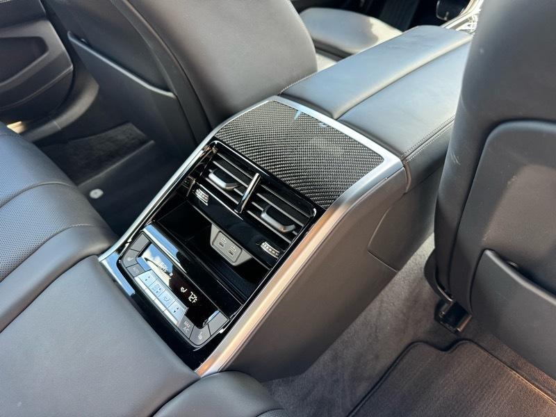 BMW Alpina B8 Gran Coupe Base 2023