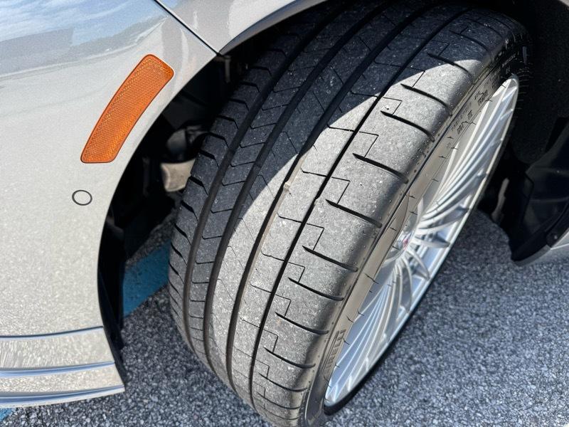 BMW Alpina B8 Gran Coupe Base 2023