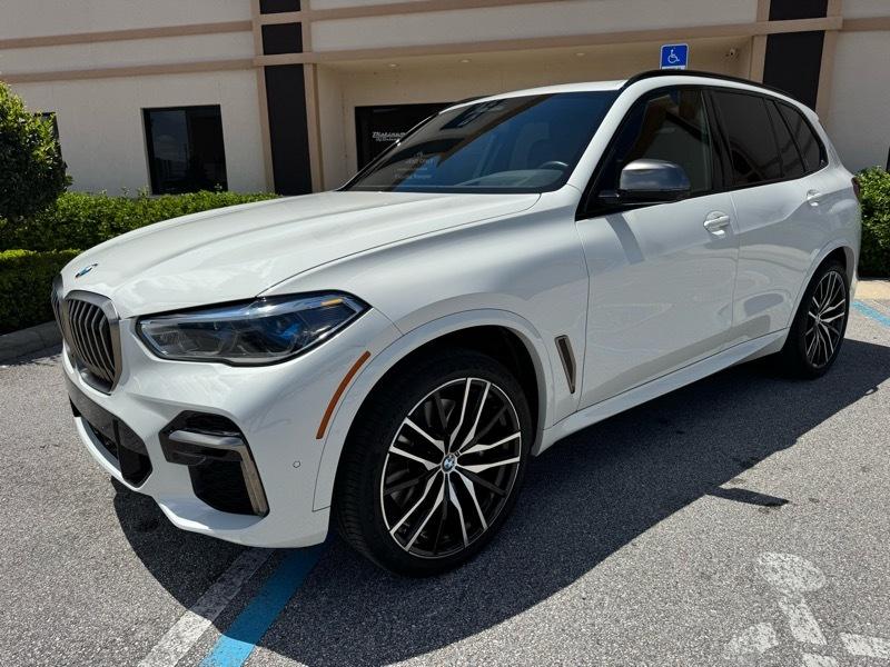 BMW X5 M50i 2023