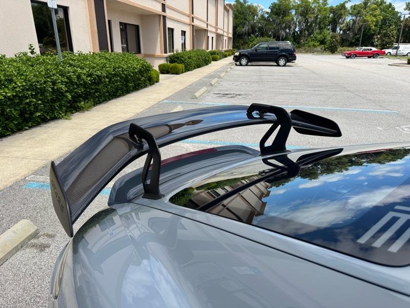 Porsche 718 Cayman GT4 RS 2023