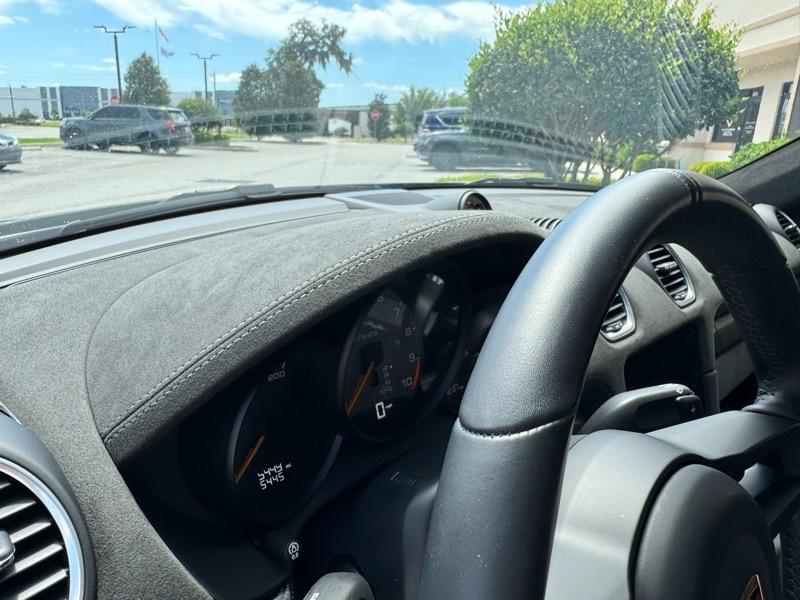 Porsche 718 Cayman GT4 RS 2023