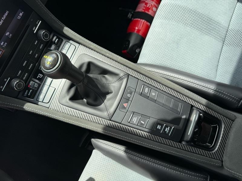 Porsche 718 Cayman GT4 RS 2023