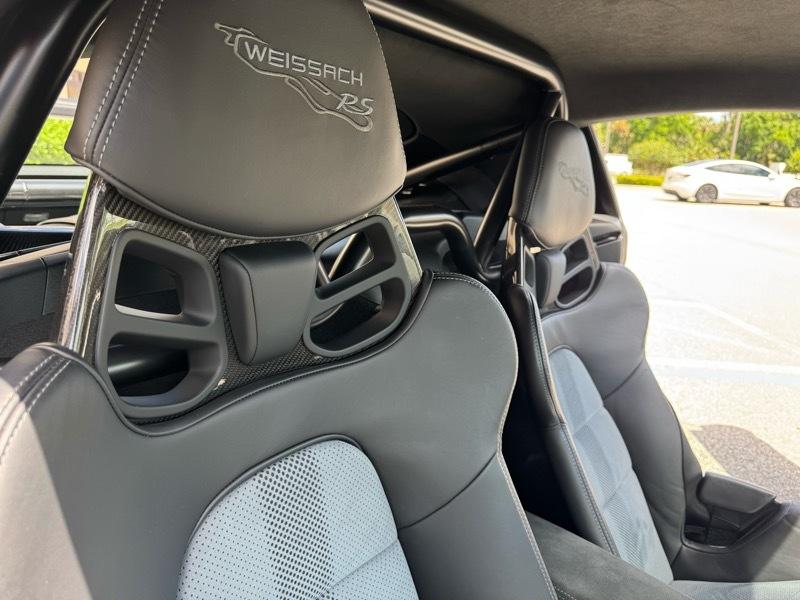 Porsche 718 Cayman GT4 RS 2023