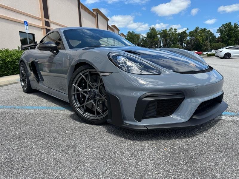 Porsche 718 Cayman GT4 RS 2023