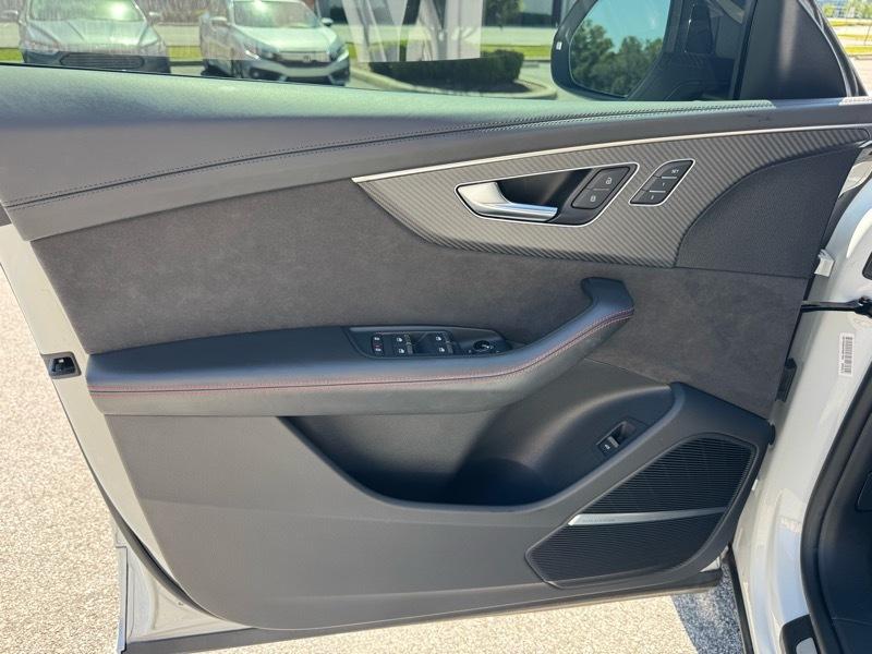 Audi RS Q8 4.0 quattro 2022