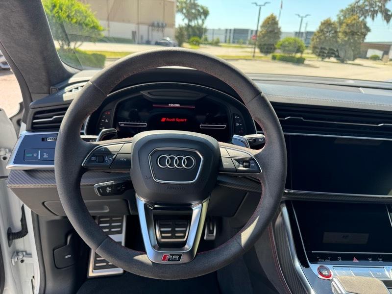 Audi RS Q8 4.0 quattro 2022