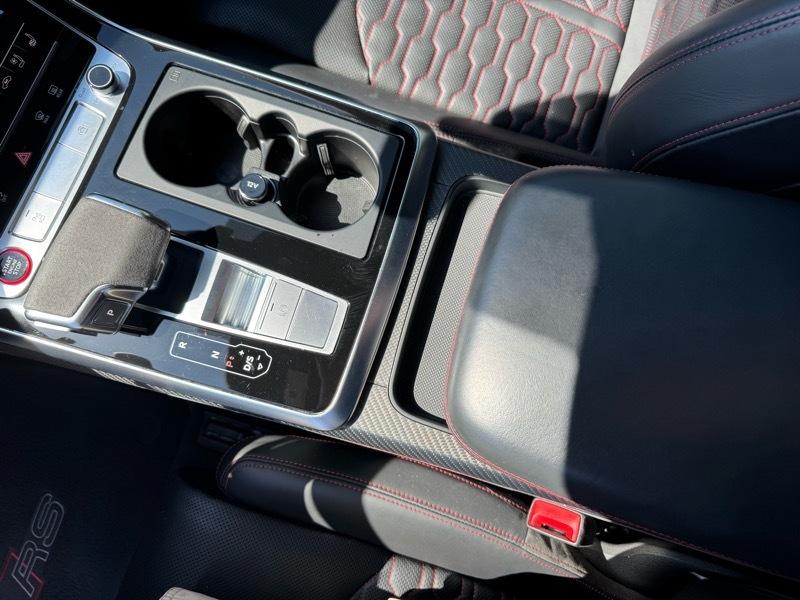 Audi RS Q8 4.0 quattro 2022