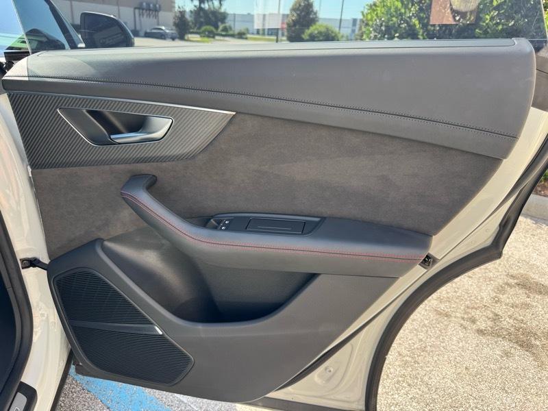 Audi RS Q8 4.0 quattro 2022