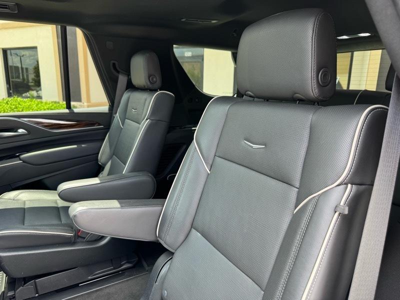 Cadillac Escalade Premium Luxury AWD 2021