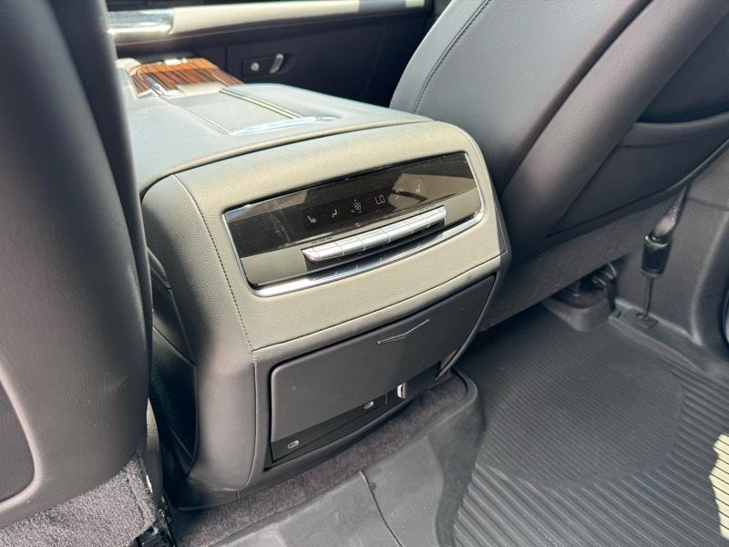 Cadillac Escalade Premium Luxury AWD 2021