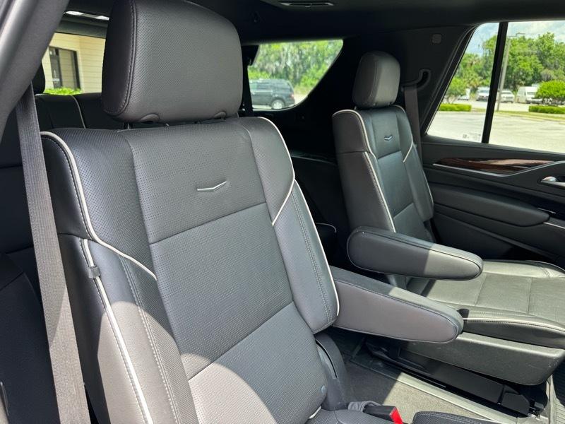 Cadillac Escalade Premium Luxury AWD 2021