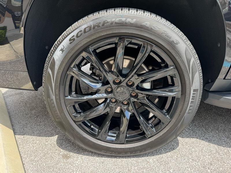 Cadillac Escalade Premium Luxury AWD 2021