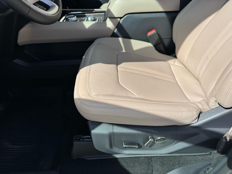 Ford Expedition Limited 4WD 2024