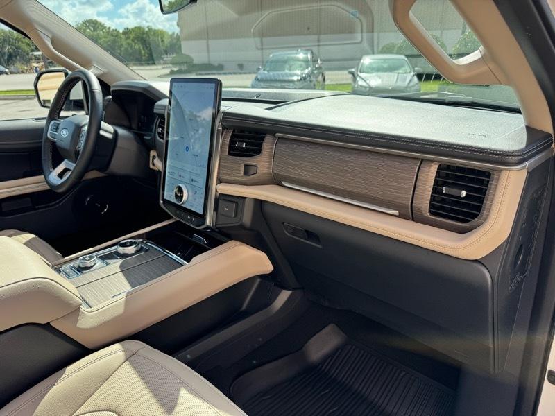 Ford Expedition Limited 4WD 2024