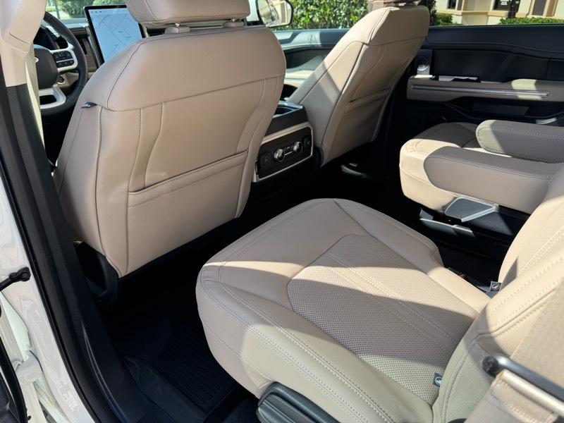 Ford Expedition Limited 4WD 2024