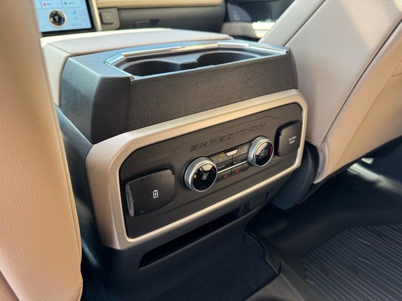 Ford Expedition Limited 4WD 2024