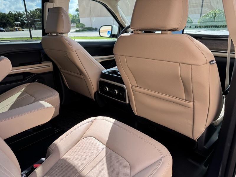 Ford Expedition Limited 4WD 2024