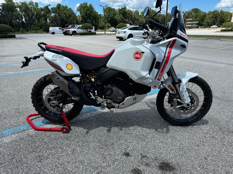 Ducati Desert X  2023