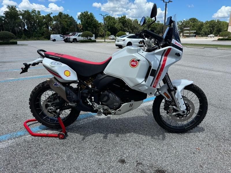 Ducati Desert X  2023