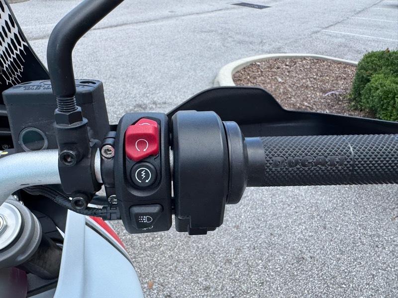 Ducati Desert X  2023