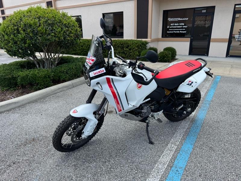 Ducati Desert X  2023