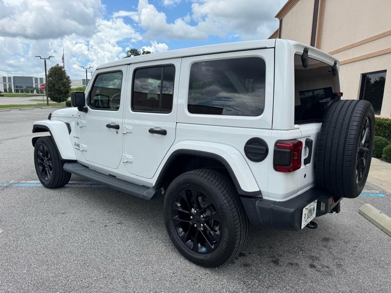 Jeep Wrangler Unlimited Sahara 4D SUV 4WD 2020