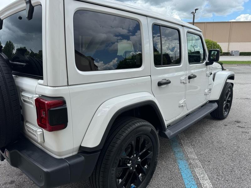 Jeep Wrangler Unlimited Sahara 4D SUV 4WD 2020