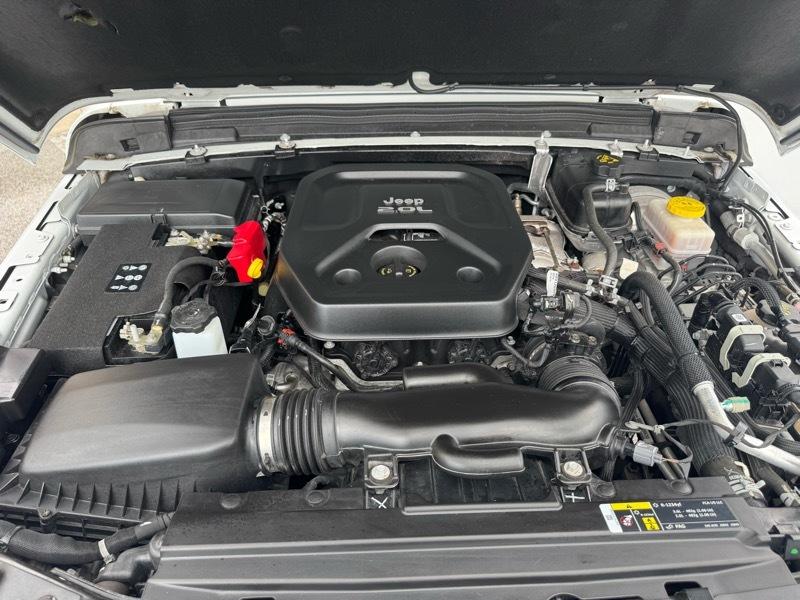Jeep Wrangler Unlimited Sahara 4D SUV 4WD 2020