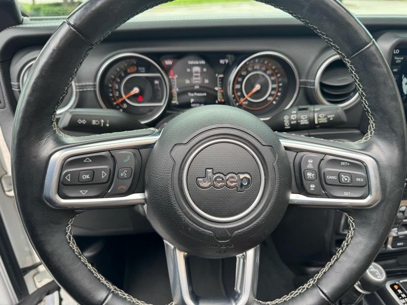 Jeep Wrangler Unlimited Sahara 4D SUV 4WD 2020