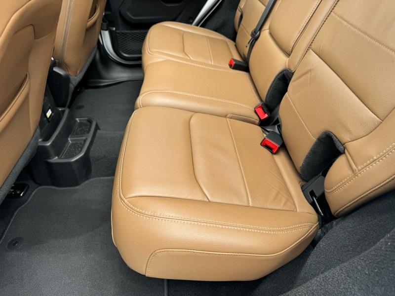 Jeep Wrangler Unlimited Sahara 4D SUV 4WD 2020