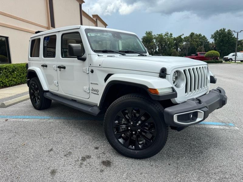 Jeep Wrangler Unlimited Sahara 4D SUV 4WD 2020