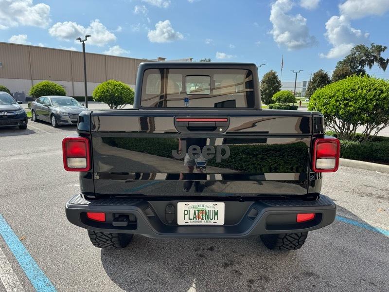Jeep Gladiator Sport 2025