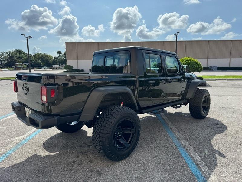 Jeep Gladiator Sport 2025